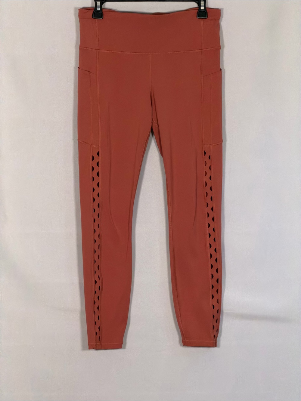 Athleta Ultimate Stash Craft 7/8 Leggings Women’s L Muted Red High Rise